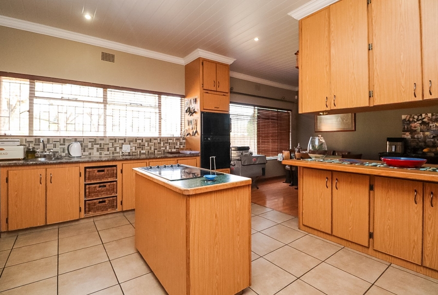 4 Bedroom Property for Sale in Declercqville North West